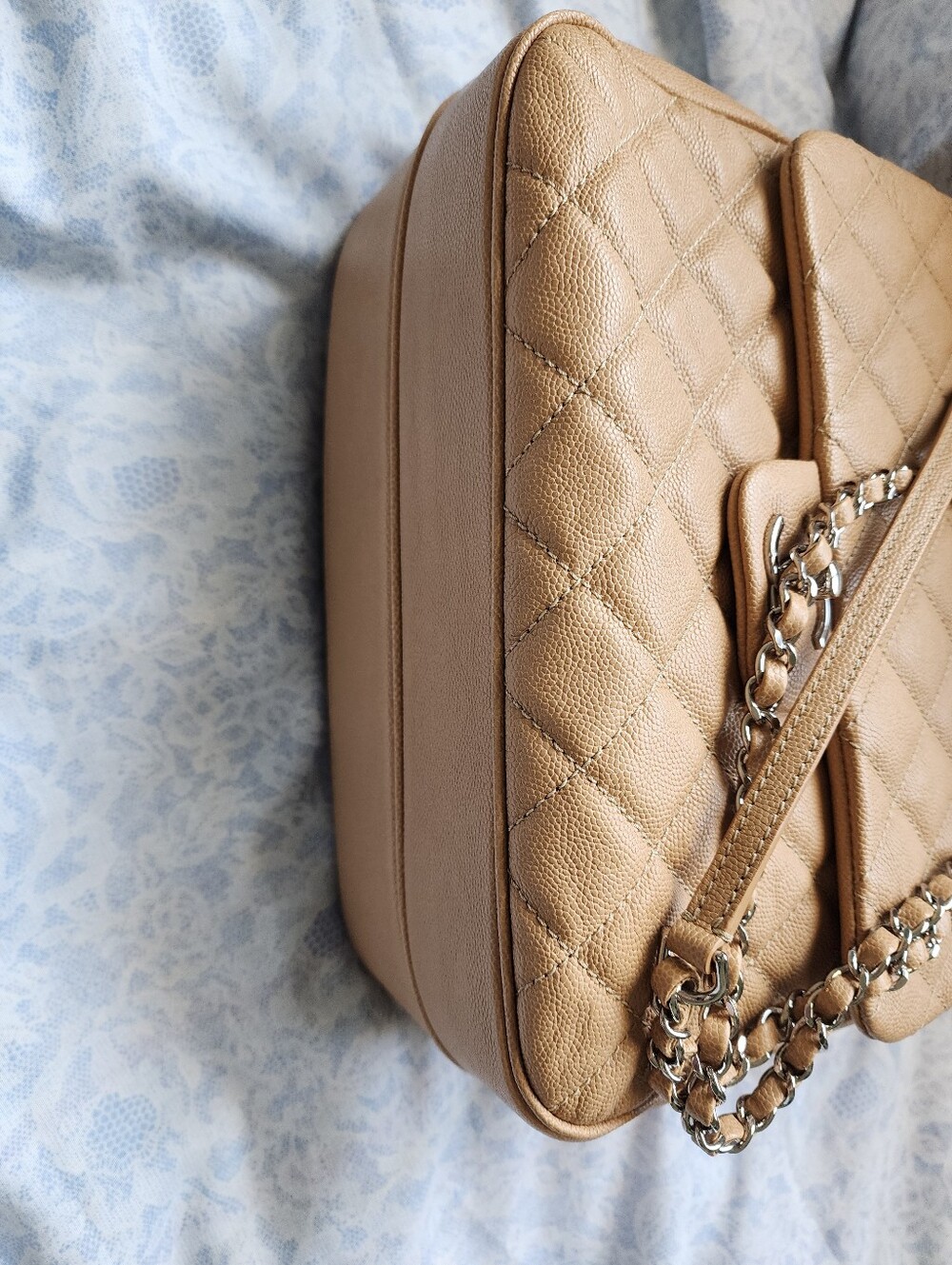 Chanel Handbag - Picture 11 of 12